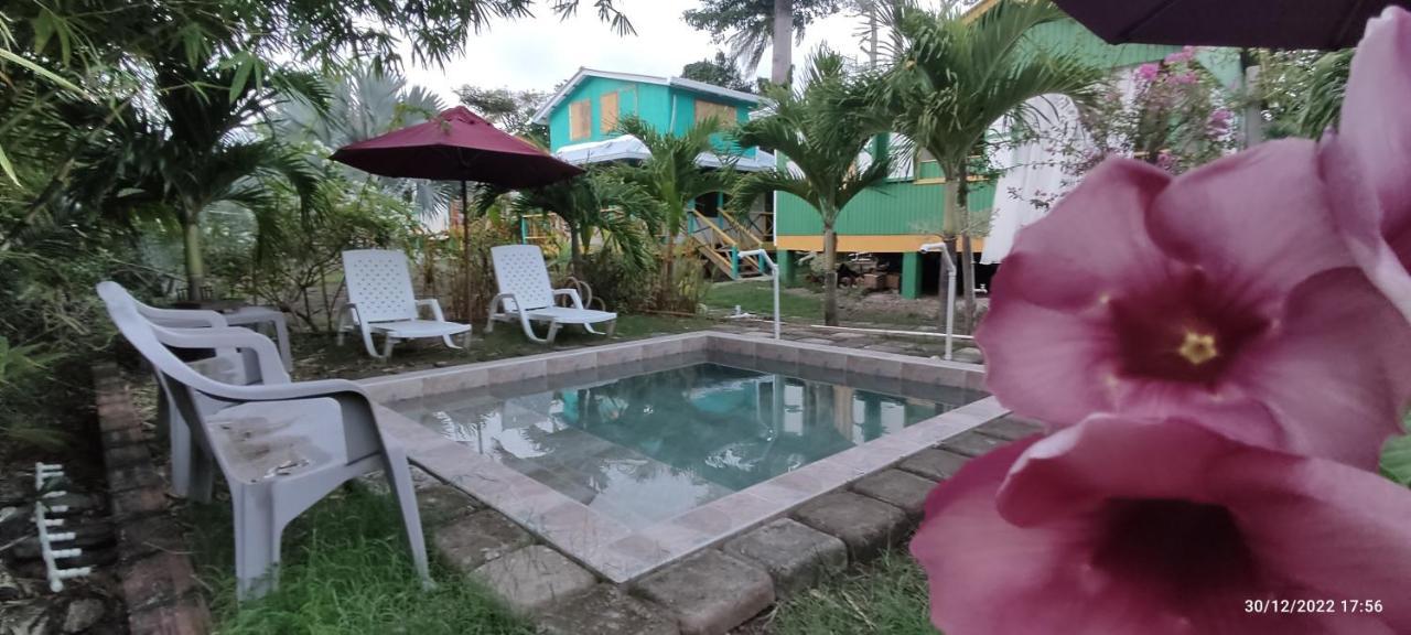 Hotel Yellow Home Providencia Isla Bahia Suroeste Ngoại thất bức ảnh