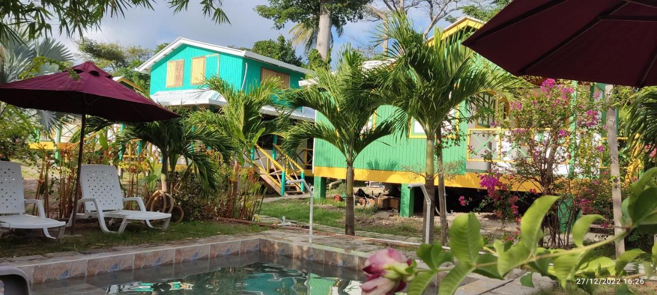 Hotel Yellow Home Providencia Isla Bahia Suroeste Ngoại thất bức ảnh