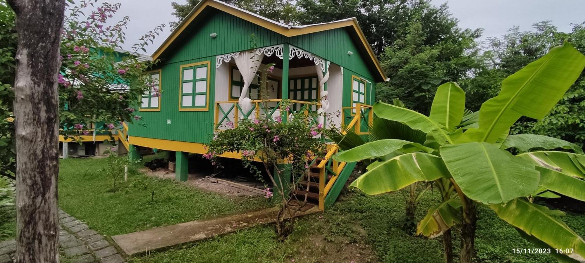 Hotel Yellow Home Providencia Isla Bahia Suroeste Ngoại thất bức ảnh