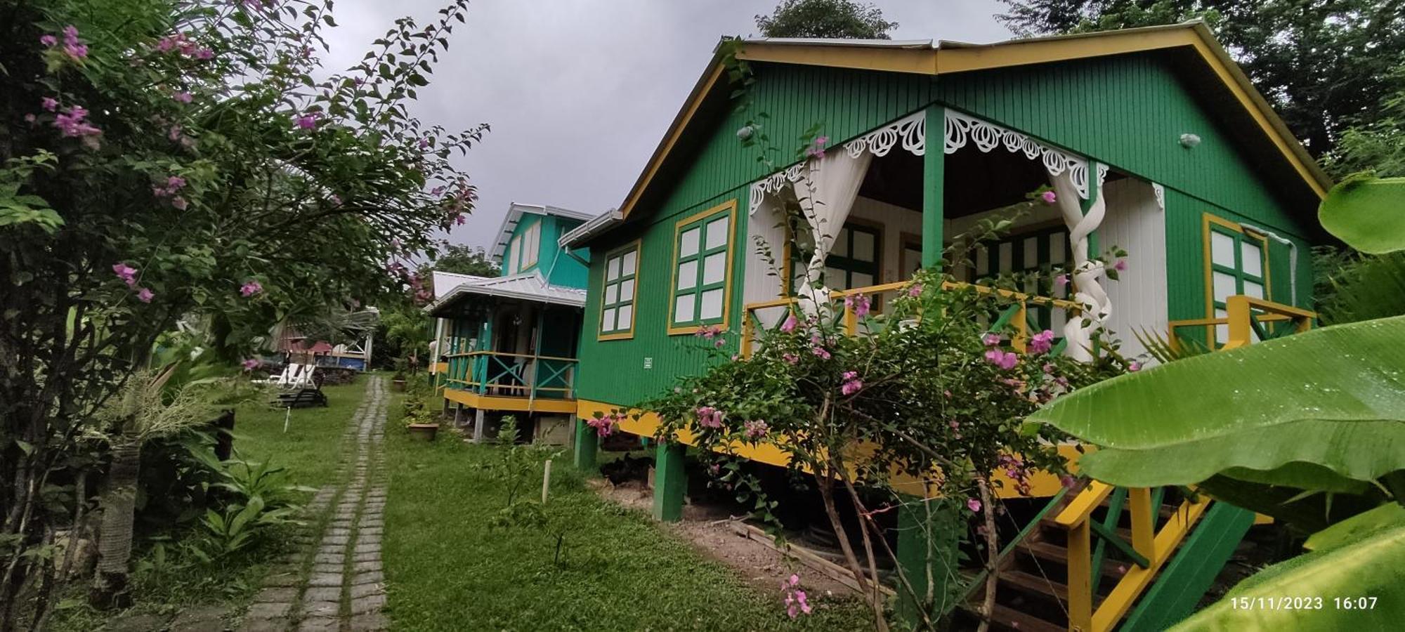 Hotel Yellow Home Providencia Isla Bahia Suroeste Ngoại thất bức ảnh