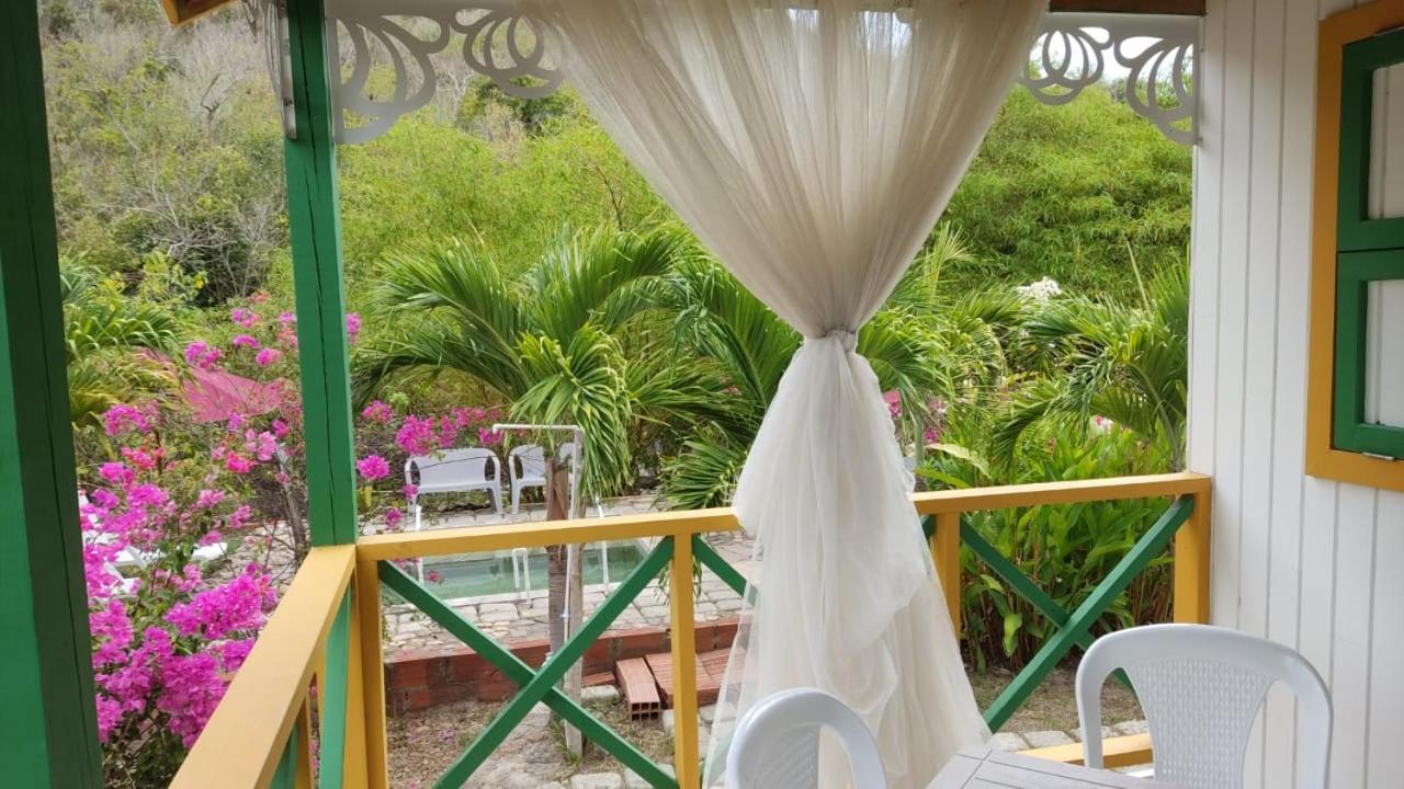 Hotel Yellow Home Providencia Isla Bahia Suroeste Ngoại thất bức ảnh