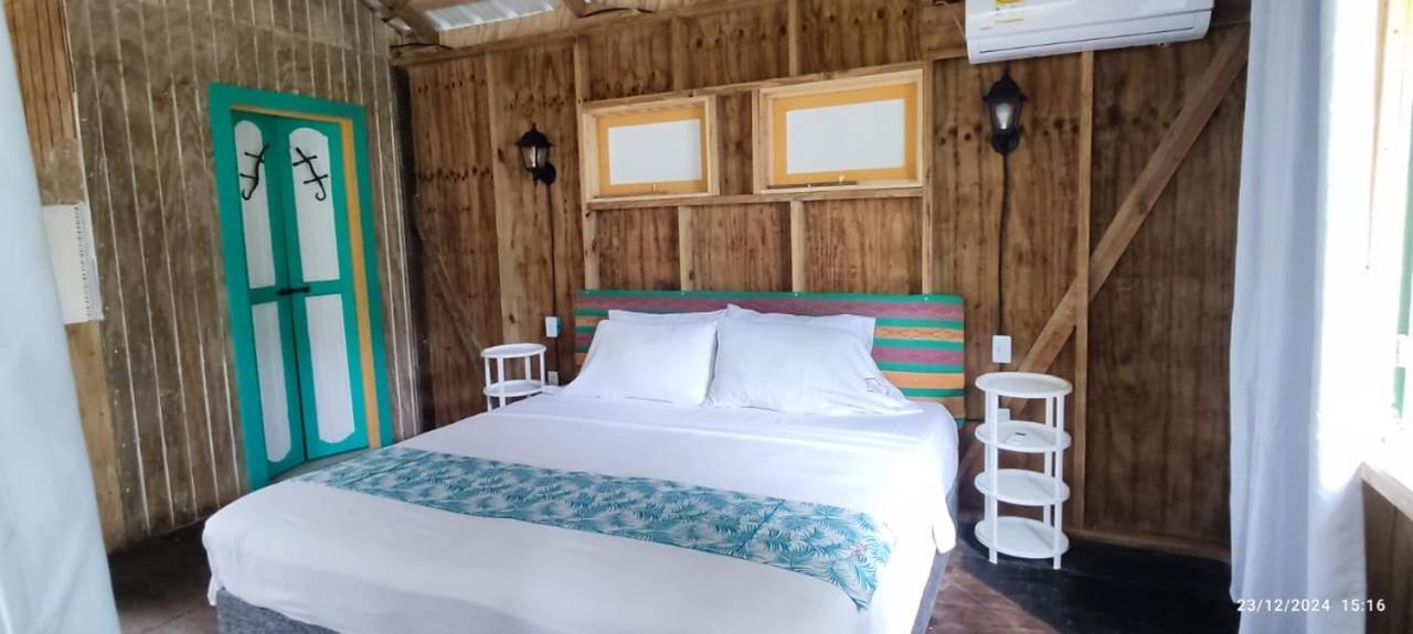 Hotel Yellow Home Providencia Isla Bahia Suroeste Ngoại thất bức ảnh