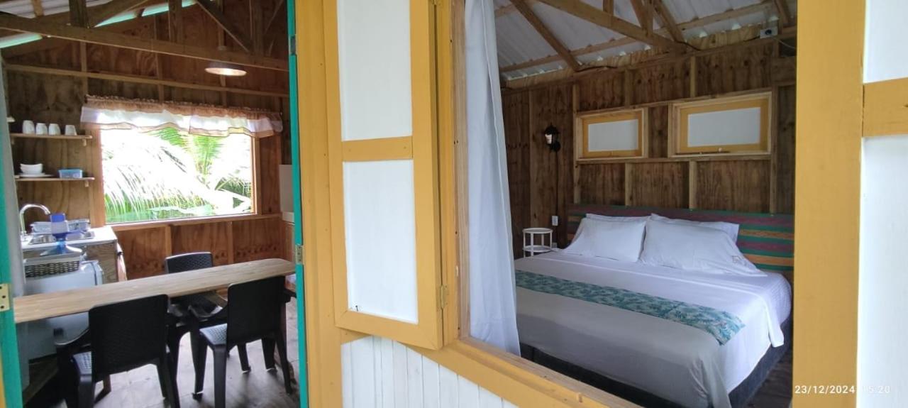 Hotel Yellow Home Providencia Isla Bahia Suroeste Ngoại thất bức ảnh