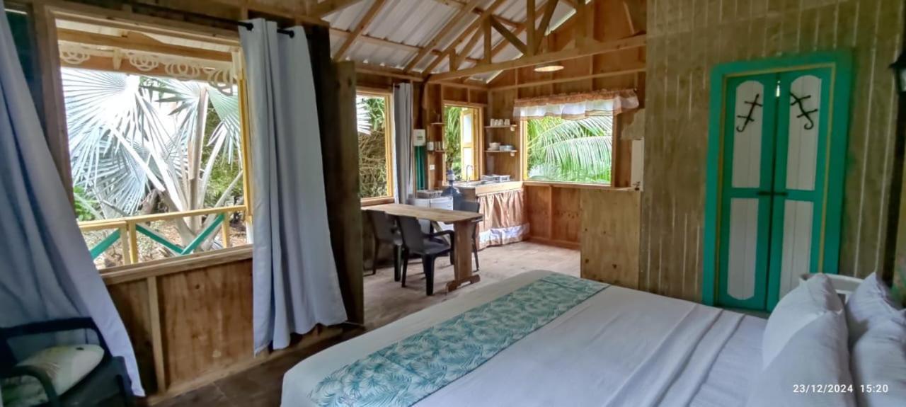 Hotel Yellow Home Providencia Isla Bahia Suroeste Ngoại thất bức ảnh